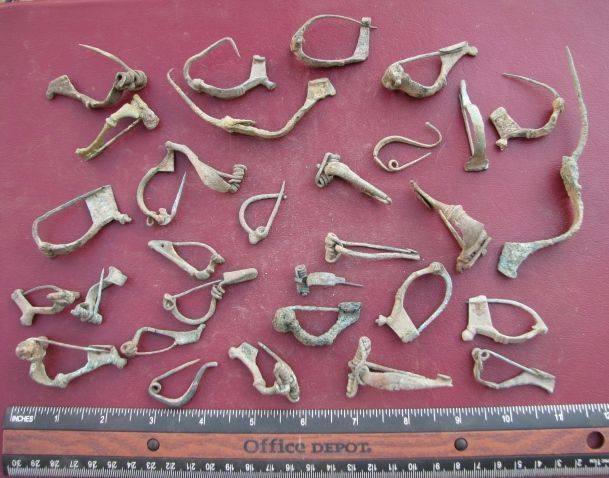 30 UNCLEANED ANCIENT FIBULAE FIBULA WITH PINS 5159  