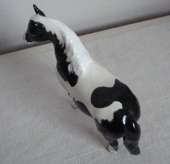 Beswick 1373 Pinto Pony Black  