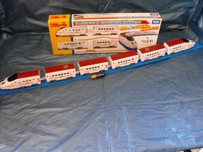 Tomy Tomica Shinkansen 800 Tsubame 6 piece Train BNIB  