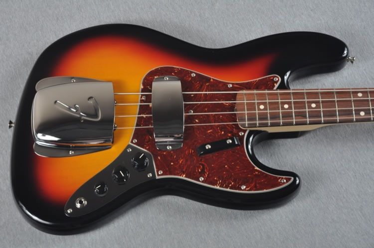 2011 Fender® Custom Shop 64 Jazz Bass®   Sunburst  