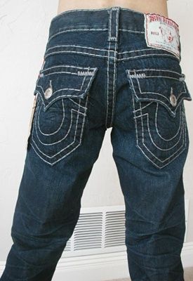 You are bidding on a brand new, 100% authentic True Religion mens 