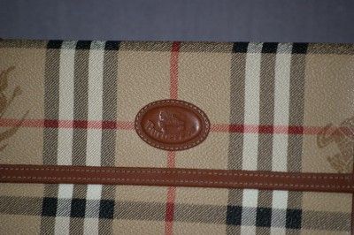 GENUINE VINTAGE BURBERRY LARGE PURSE WALLET MADE IN ITALY EXCELLENT 