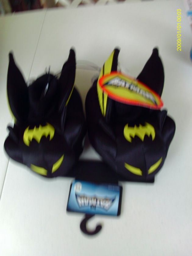 BOYS BATMAN SLIPPERS 5 6 NWT  