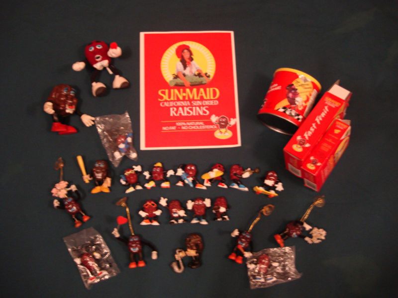 The California Raisins Sunmaid Ad/PVC Figures Lot #611  