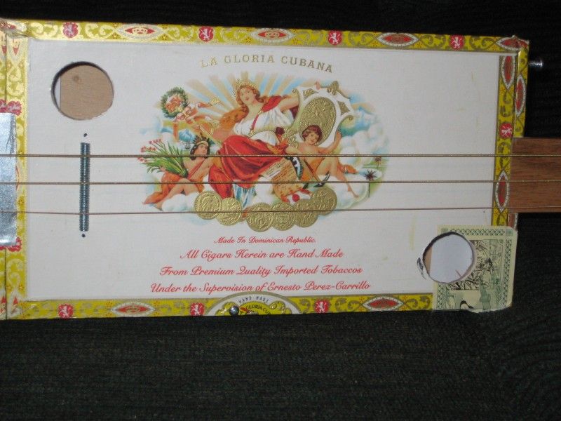 Little Mojo 3 String Fretless Ac/Elect Cigar Box Guitar  