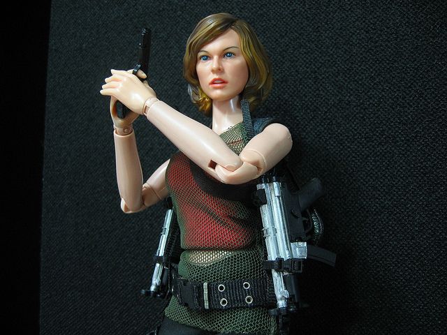 Custom Figure Resident Evil 2 Alice Milla Jovovich not hot toys 