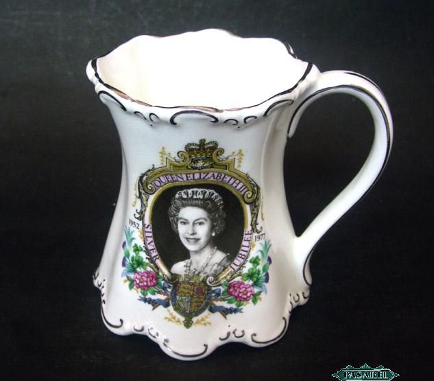 Queen Elizabeth II Silver Jubilee Porcelain Mug Cup 77  