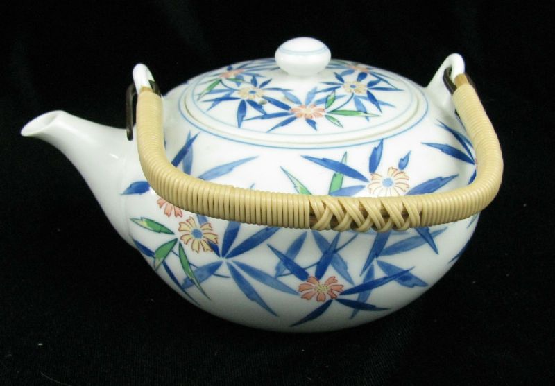 Vintage Japanese Porcelain Teapot Indiv Bamboo Handle  