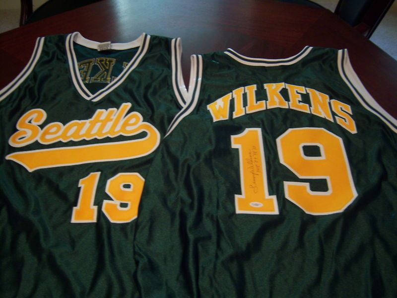 LENNY WILKENS SEATTLE SONICS,HOF JSA/COA SIGNED JERSEY  