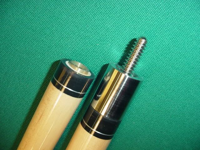 Genuine Vince De Carlo Cue with 6 Inlayed Points, Irish Linen Wrap, 5 