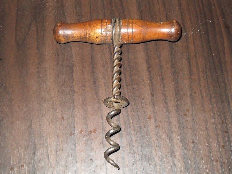 WILLIAMSON ANTIQUE 19 CENTURY CORKSCREW W/ BUTTON SIGN  