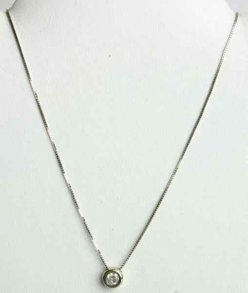 LADIES 14K SOLID WHITE GOLD DIAMOND SOLITAIRE NECKLACE P 130  