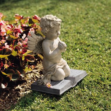   Sculpture Wings Praying Angel Angelic Garden Design Toscano  