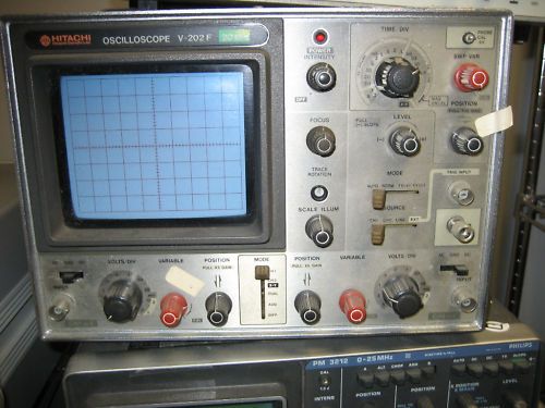 Hitachi V202F 20MHZ 2 Channel Oscilloscope  