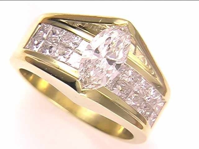 18k Yellow gold & Diamond Engagement Ring~*Marquise*  