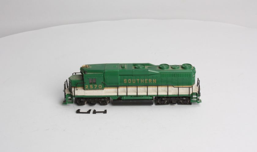 Athearn HO Scale Southern GP 35 Diesel Locomotive #2570  