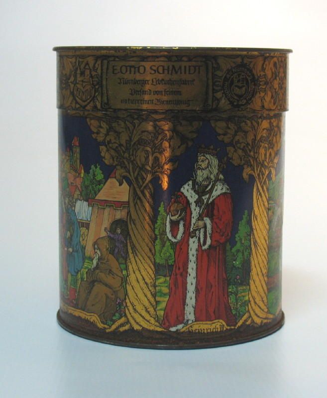 VINTAGE OTTO SCHMIDT GERMANY PEOPLE OLD SCENE TIN BOX  