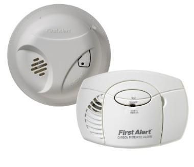 New First Alert 2 Pack Carbon & Smoke Alarm Detector  