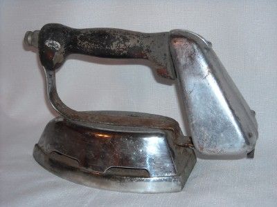 Vintage Gas Iron Kerosene Burner Rustic Fuel Tank Clothing Pressing 