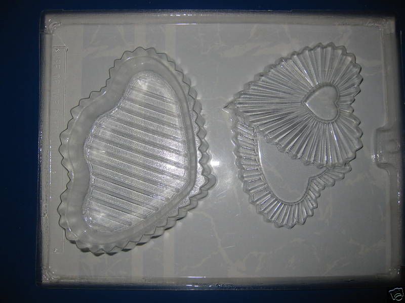 Double Ruffled Heart Shaped Candy/Soap Mold Dish Heart  