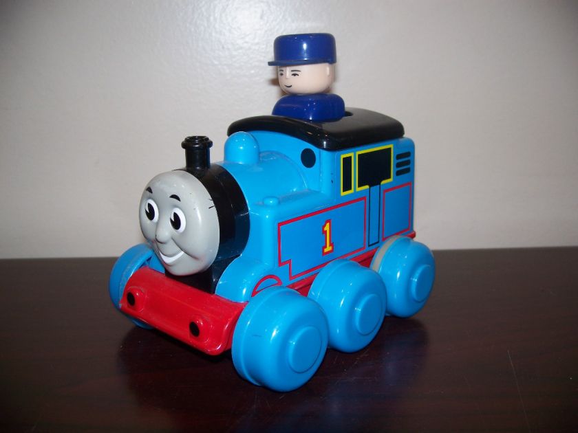 THOMAS THE TANK ENGINE TRAIN PUSH AND GO TOMY  