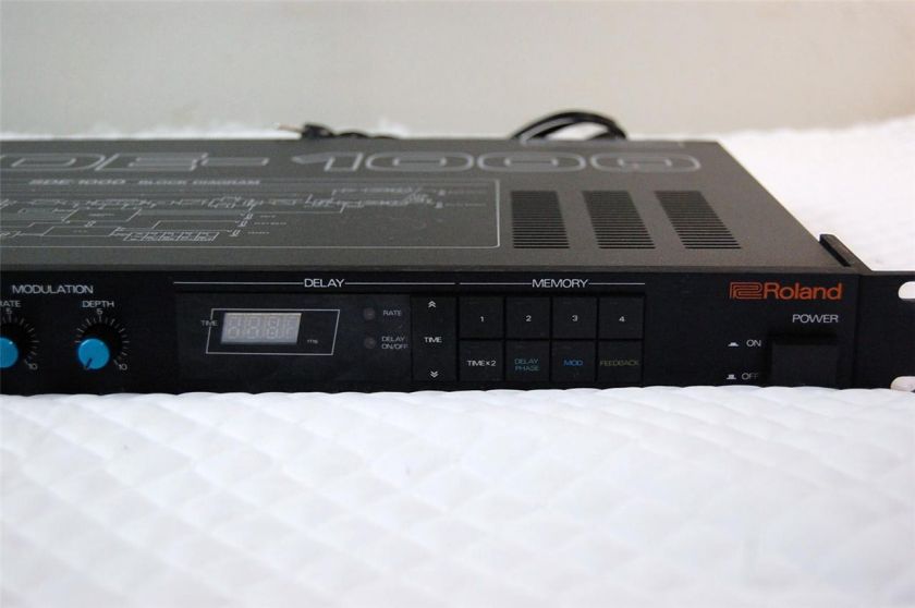   SDE 1000 Digital Delay Effects Processor japan model SDE1000  