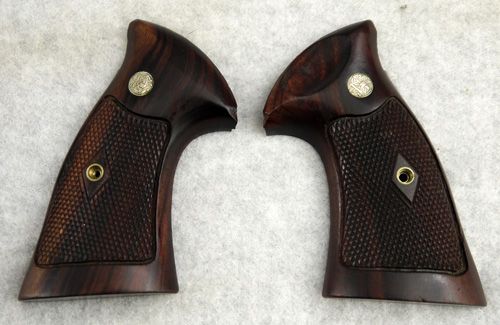 Smith & Wesson N Frame Coke Bottle Grips   Rare   S&W Medallions 